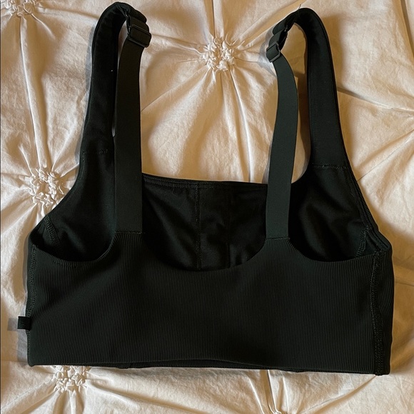 Ribbed Square-Neck Dark Green Lulu bra🦚 - Picture 2 of 4